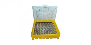 Incubator ouă
